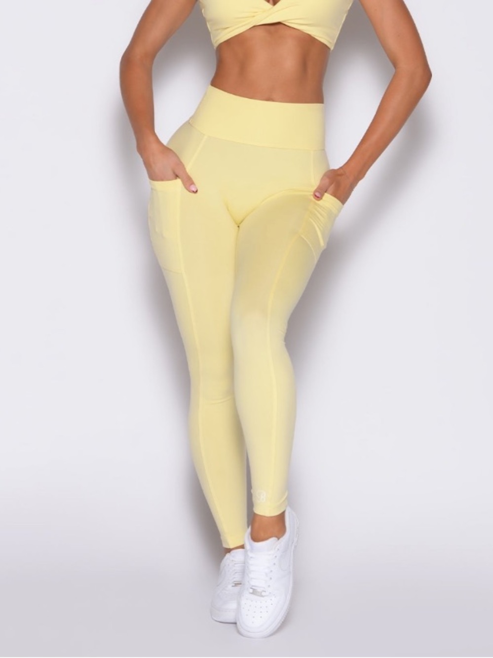 Bombshell Define Legging & Kini Bra 2 Piece Set - Chiffon, size S - Picture 2 of 16